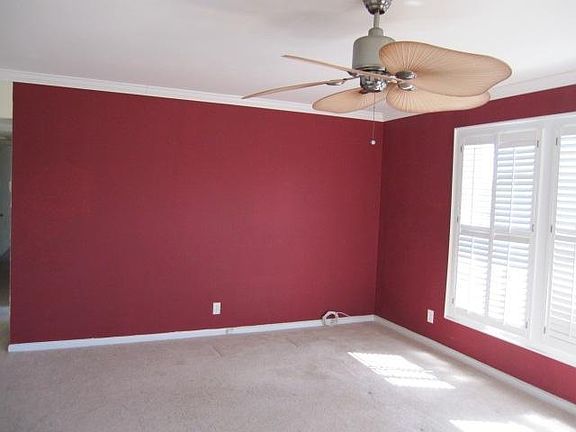 3rd image of 90 South Blvd APT 2D