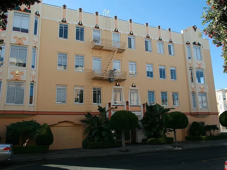 1695 Beach St #203 — Photo 23