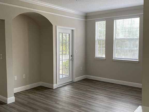 4th image of 12030 Villanova Dr APT 107