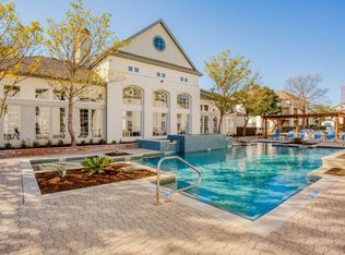 Verlaine on the Parkway, Dallas, TX 75254