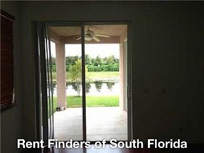 5th image of 482 Conservation Dr
