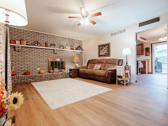 5th image of 9207 Shoreline Dr