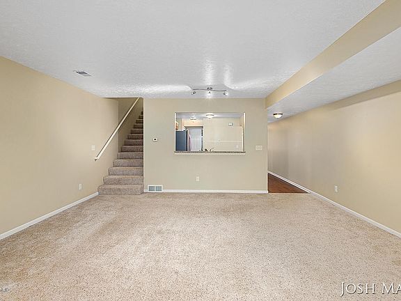 2nd image of 4054 Rivertown Ln SW