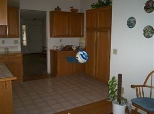 12427 Driftstone Dr, Victorville, CA 92392