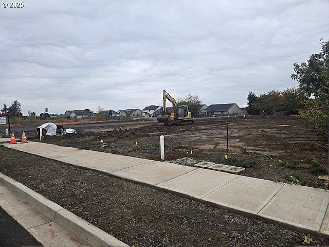 1st image of 1521 Brown St NE