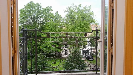 Rented by Brick&Mortar