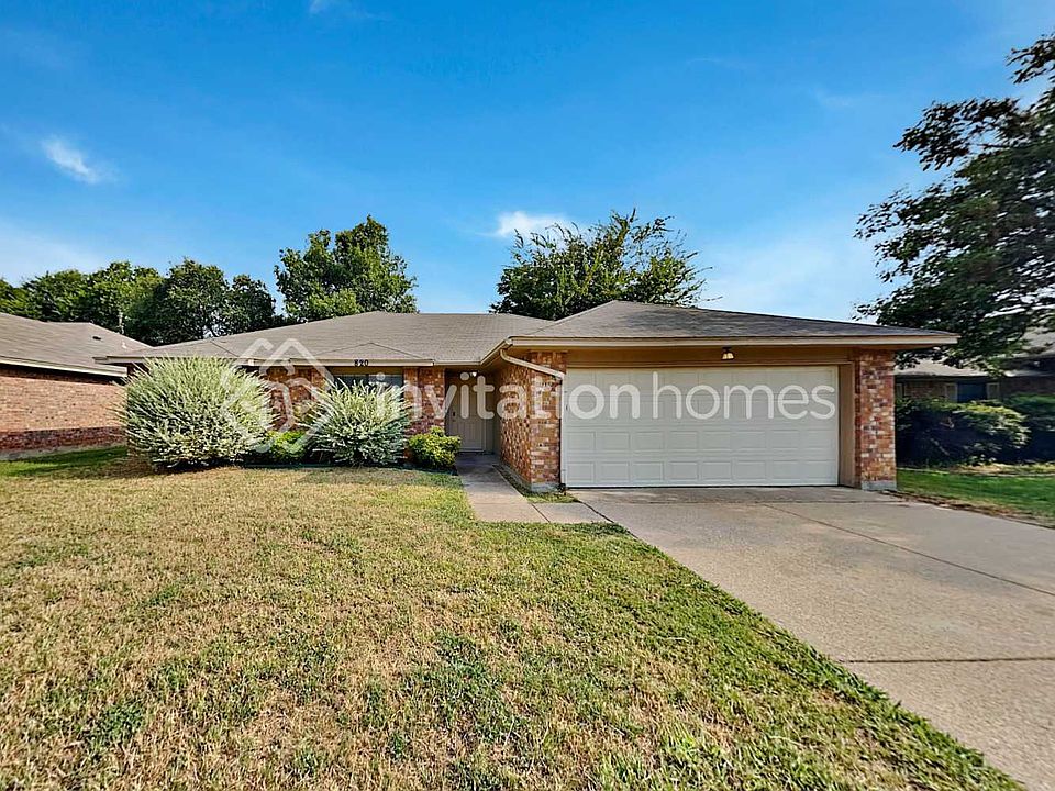 1st image of 820 Bentle Ct