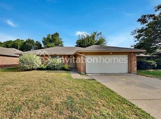820 Bentle Ct, Cedar Hill, TX 75104