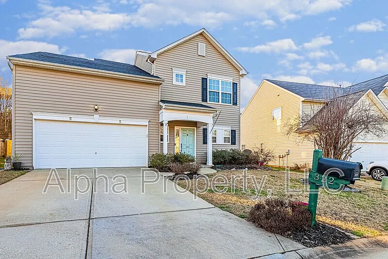 3 bed, 2.5 bath, 1860 sqft, $2,100 — Photo 2