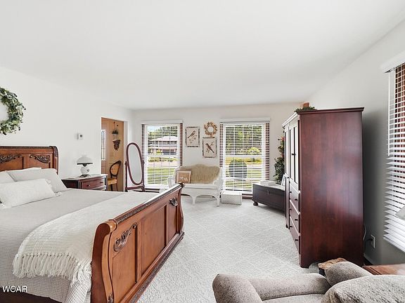 5th image of 2739 Hummingbird St