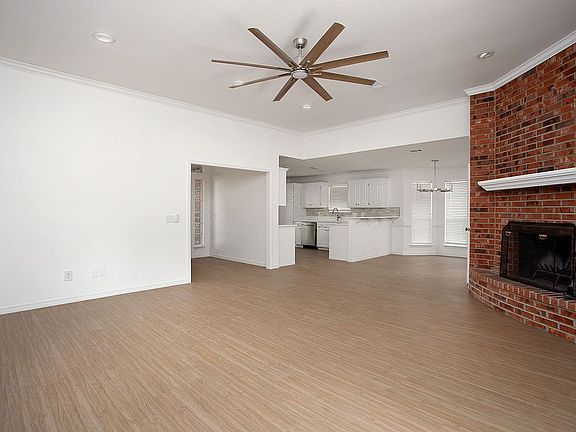 3rd image of 5701 Mary Dell Dr