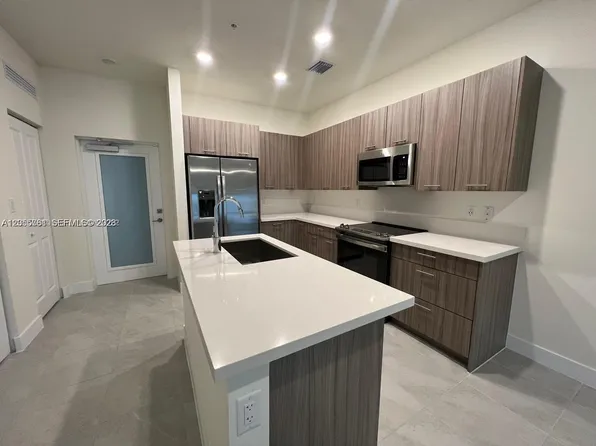 8363 NW 41st St #A-104, Doral, FL 33166
