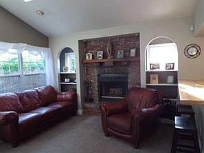 4th image of 407 Rosanne Dr