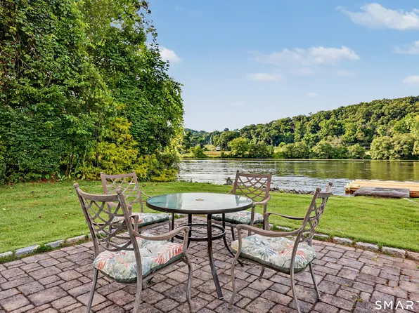 60 Housatonic Drive, Newtown, CT 06482