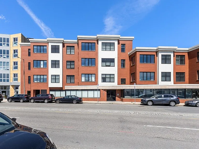 152 Old Colony Ave #10 — Photo 30