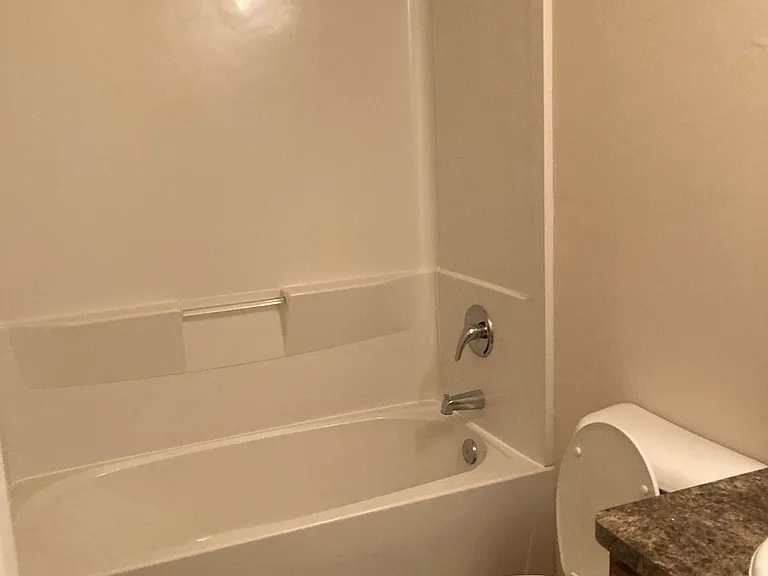 hallbath_06092022