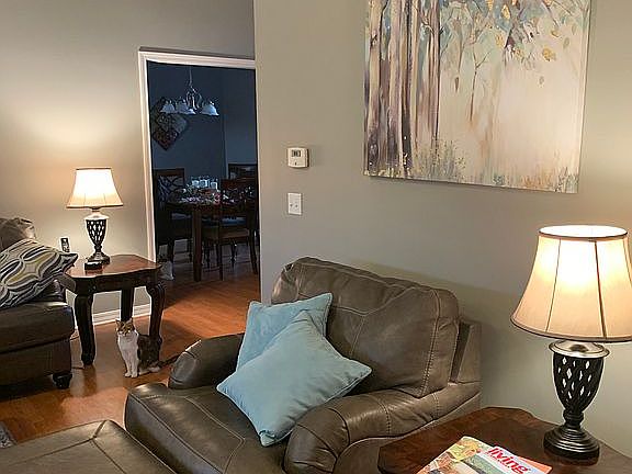 3rd image of 106 Sunfish Ave