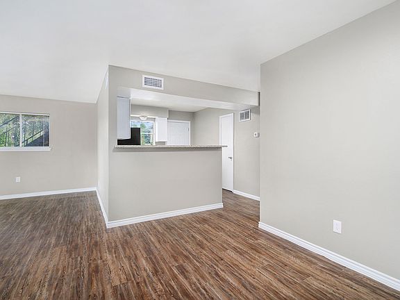 5th image of 1303 S 2nd St APT 4