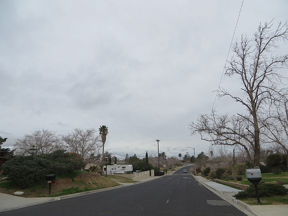 5th image of 16395 Cabrillo Dr