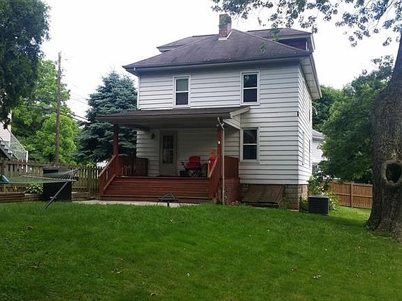 3rd image of 323 Beaver St