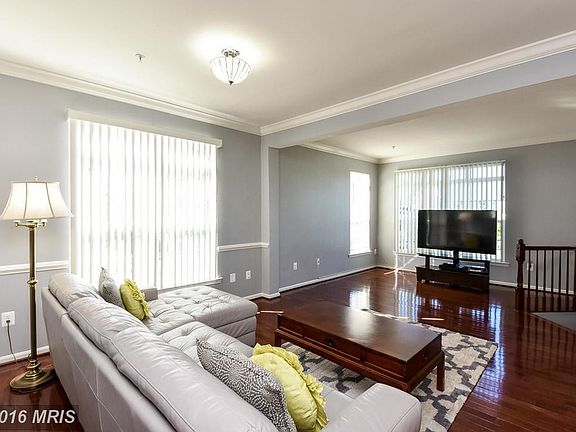 Ample Dining Room...if you choose!!