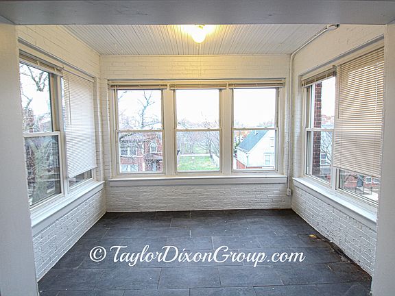 4th image of 1508 E 67th Pl #3