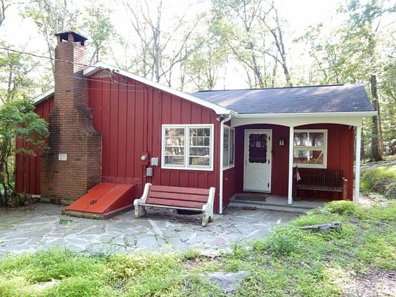 2nd image of 114 Wood Hill Ln