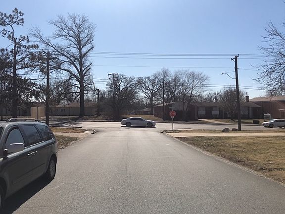 4th image of 10153 Dellridge Ln
