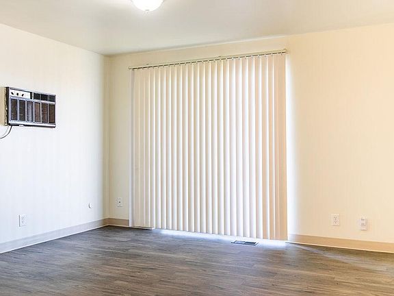 4th image of 1059 E 600 S APT 35
