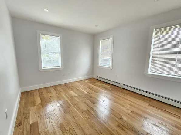 153-23 123rd Avenue image 11 of 16