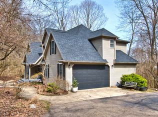 1238 Maplewood Dr, Niles, MI 49120