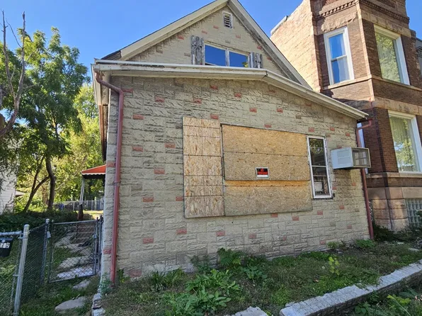 6532 S Eberhart Ave, Chicago, IL 60637