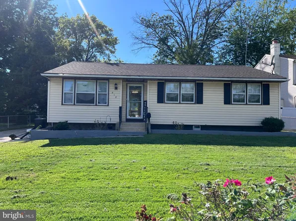 518 Carver Ct, Lawnside, NJ 08045