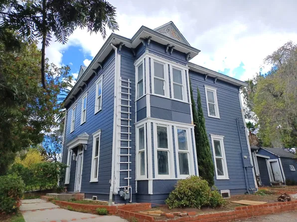 655 E Alvarado St, Fallbrook, CA 92028