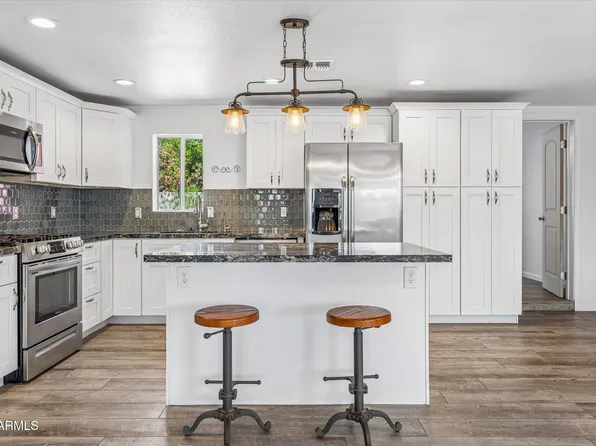 2218 E YALE Street, Phoenix, AZ 85006