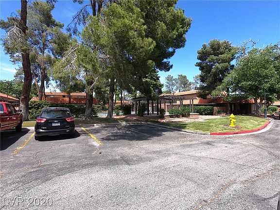 2nd image of 6661 Bubbling Brook Dr Unit C