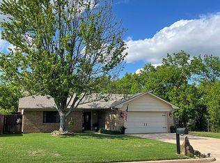 2507 Westwood Ct, Ardmore, OK 73401