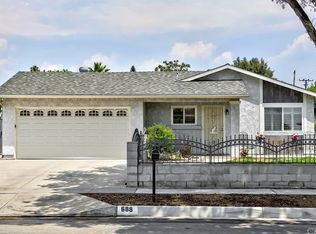 688 E Bonnie View Dr, Rialto, CA 92376