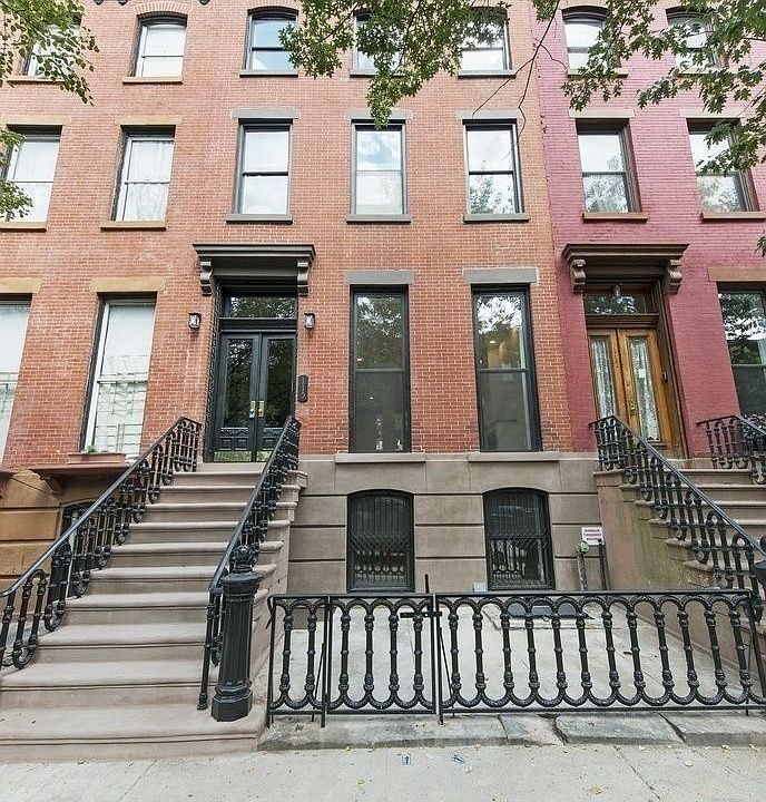 1st image of 115 Saint James Pl APT 2