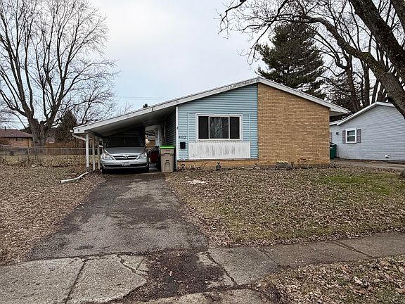2nd image of 4802 Willowbrook Dr