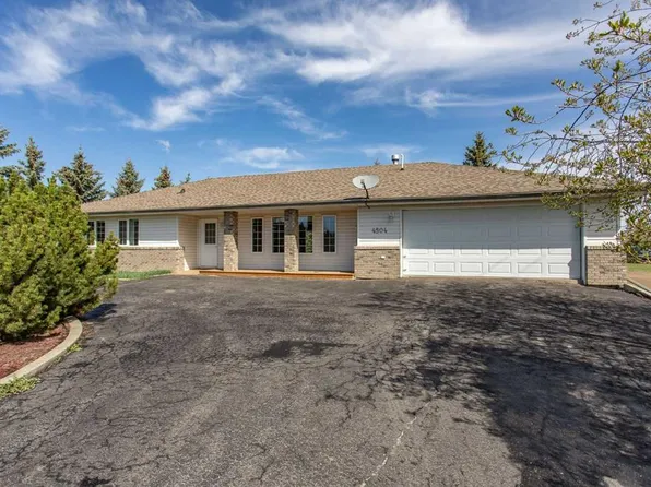 4504 S 45th Ave, Lacombe, AB T4L 1W3