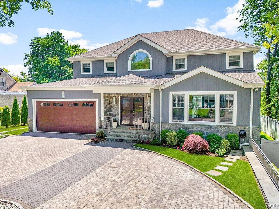 1st image of 17 Clover Place