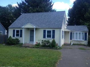 15 Sorries Ct, Meriden, CT 06451