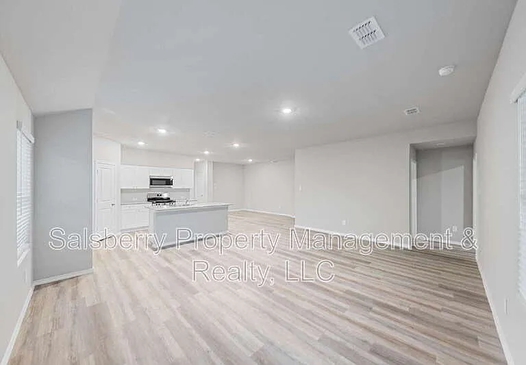 316 Smith Rd — Photo 7