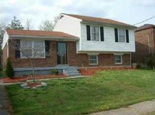 5713 Midnight Ln, Louisville, KY