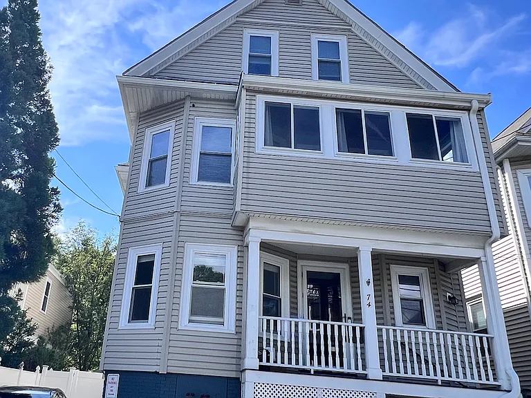 74 Lowell St #2 — Photo 10