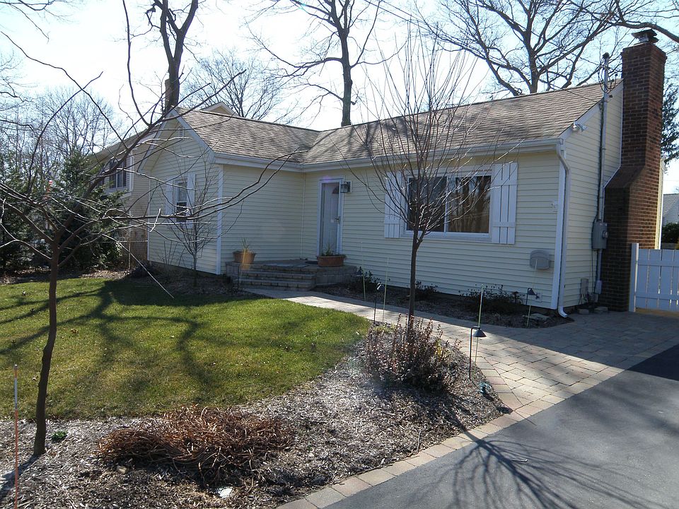 1st image of 232 N 6th St