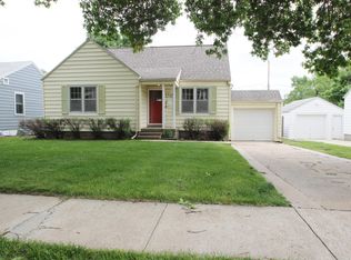 1305 S 51st Ave, Omaha, NE 68106