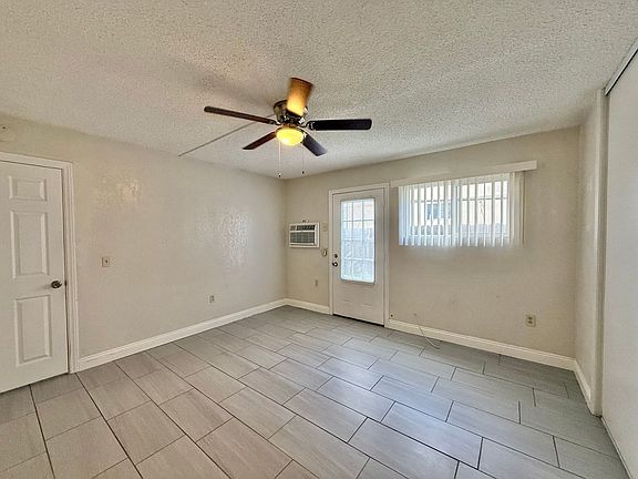 5th image of 321-329 Chambers St #17