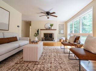 67 High St, Medfield, MA 02052